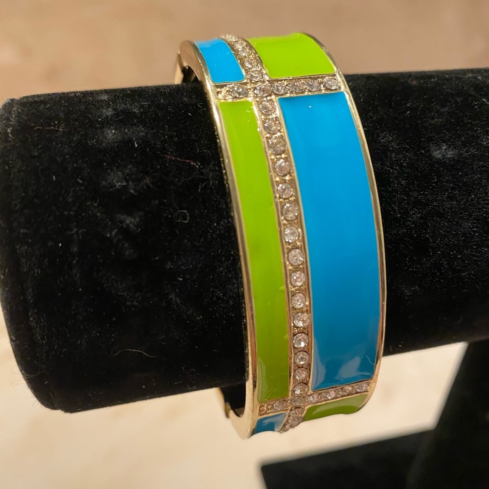 Cute Hinge Bracelet